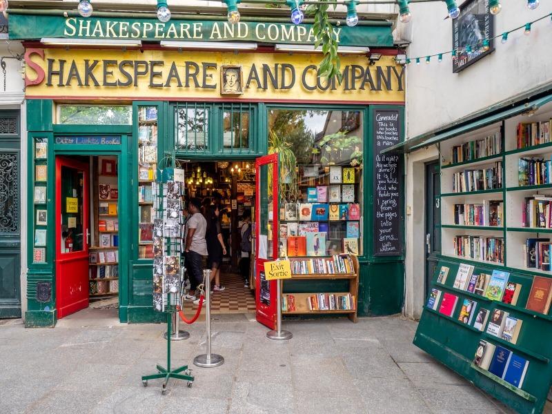 Shakespeare & Company bookstore