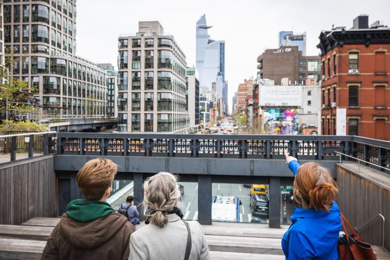 Day 5: Private guided tour of Chelsea Food Market and the High Line thumbnail