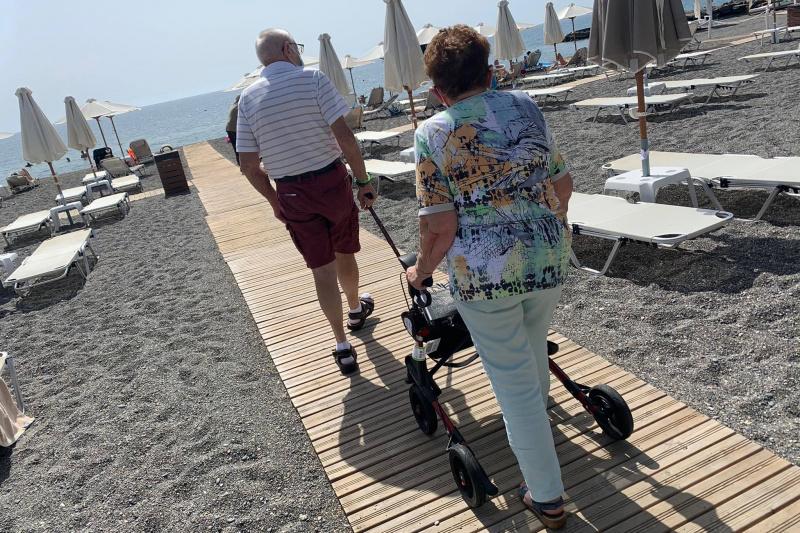 Accessible walk-way to the beach
