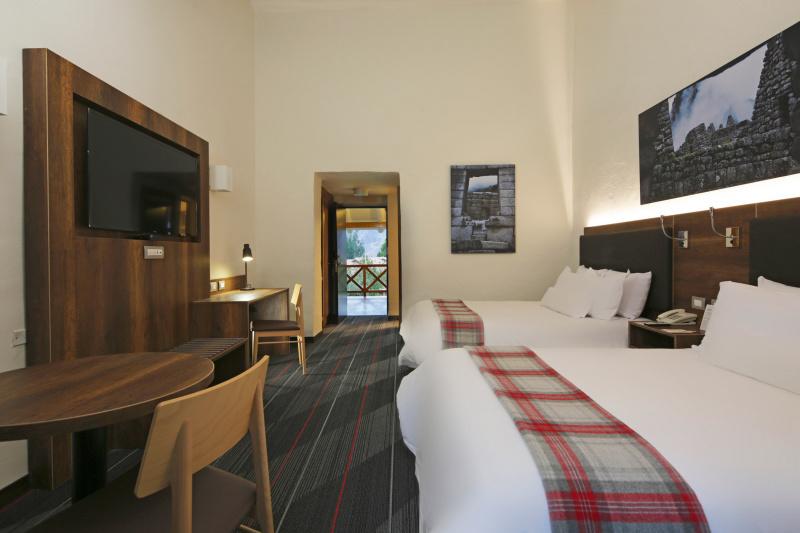 Double accessible rooms with spacious pathways, a step free entrance, and two queen beds
